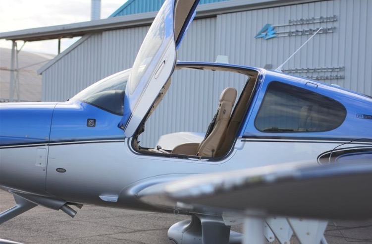 2022 CIRRUS  G6 GTS FIKI